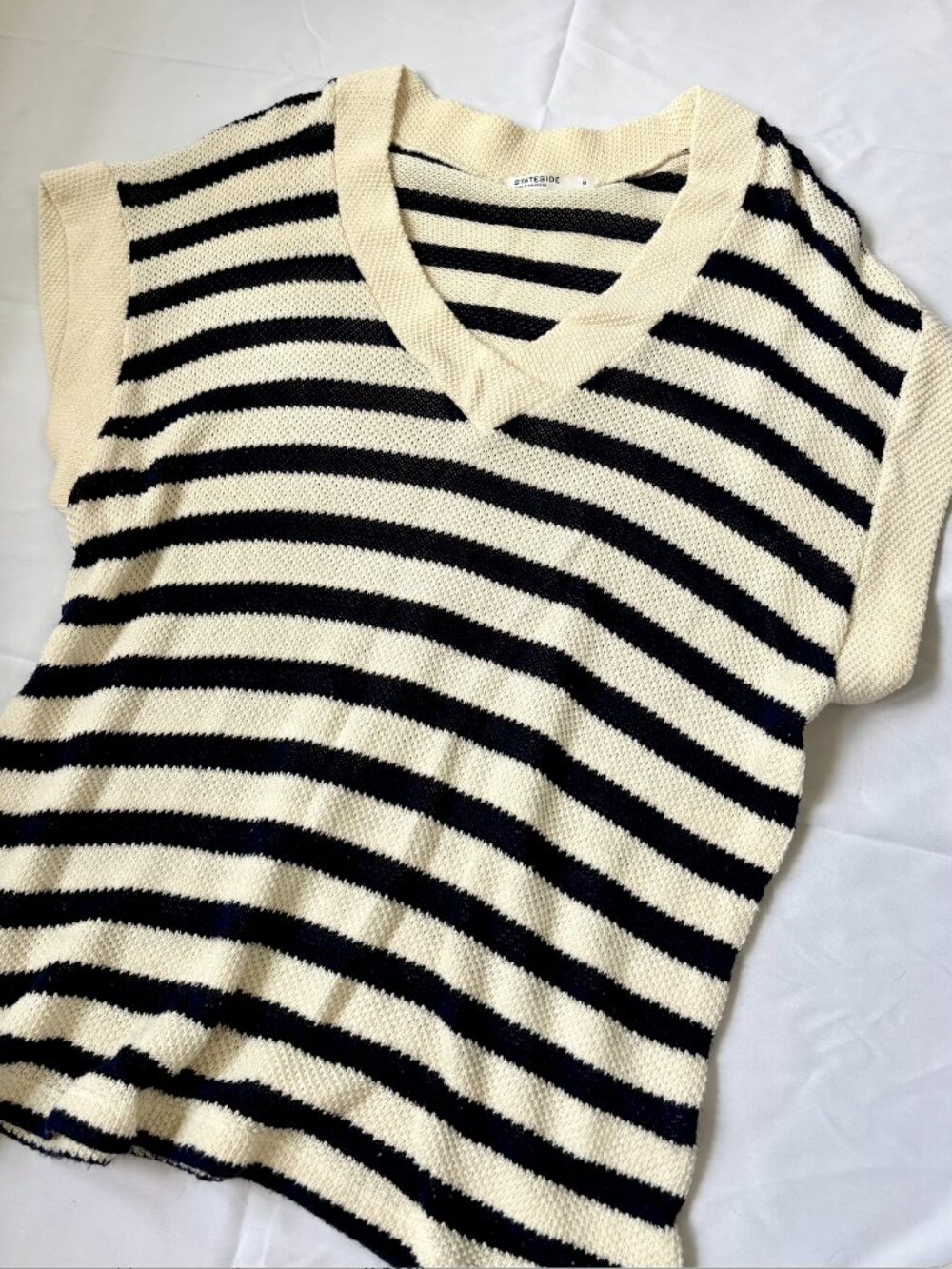 Stateside Women's V-Neck Striped Sleeveless Crochet Knit Top | Size Medium